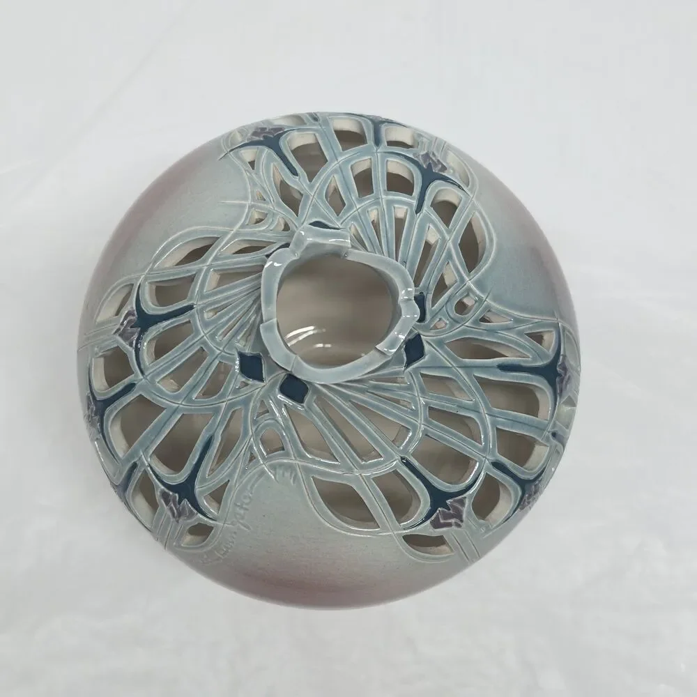 Julia Munn Livingston Signed 1991 Art Nouveau Reticulated Studio Pottery Vase